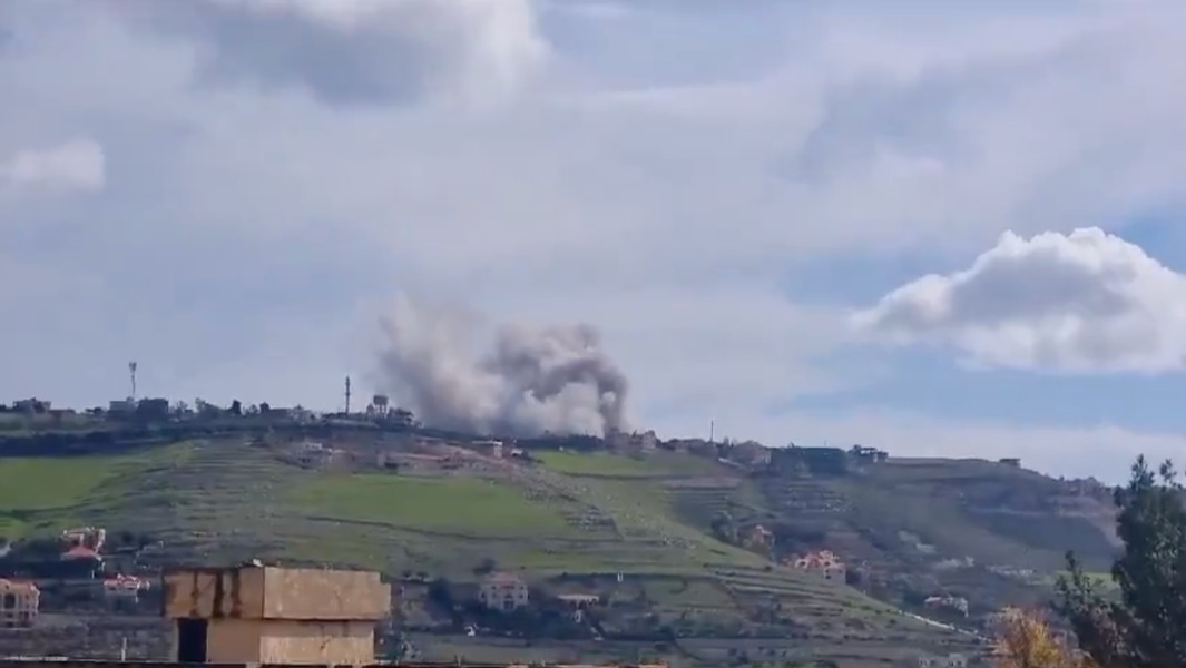 Escalade : Israël bombarde le Liban et fait au moins 10 morts 